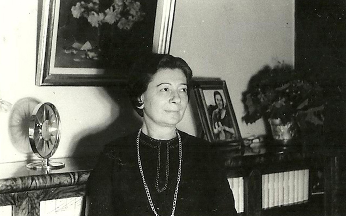 Sidonia Drăgușanu, scriitoarea uitată și regăsită. Ținea rubrica de sfaturi “Curierul inimii” și scria despre eternul joc al iubirii și relațiilor, dar n-a avut noroc în dragoste!