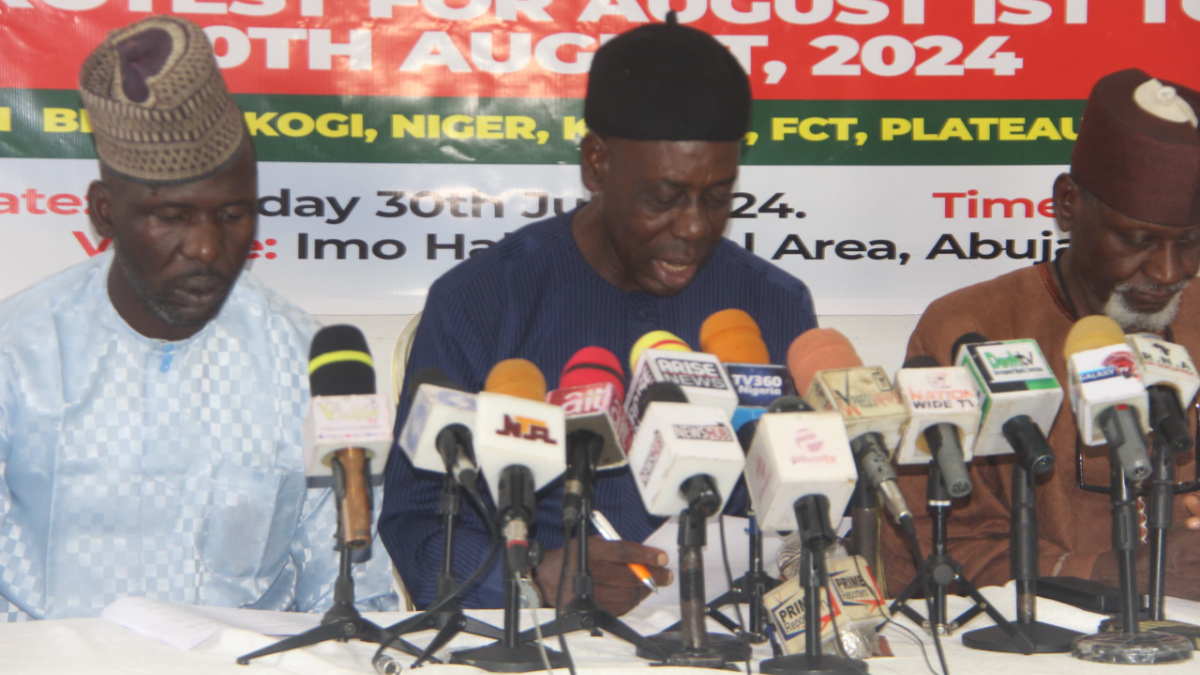 The Northcentral and Middle-Belt factions at a press briefing in Abuja on Tuesday, July 30. [Original/Segun Adeyemi]