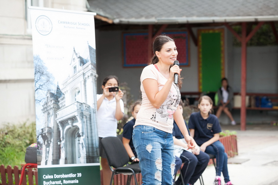 Diana Ştirbu a lanat programul Kangoo Jumps pentru copii alături de Ioana Ginghină şi Roxana Ciuhulescu