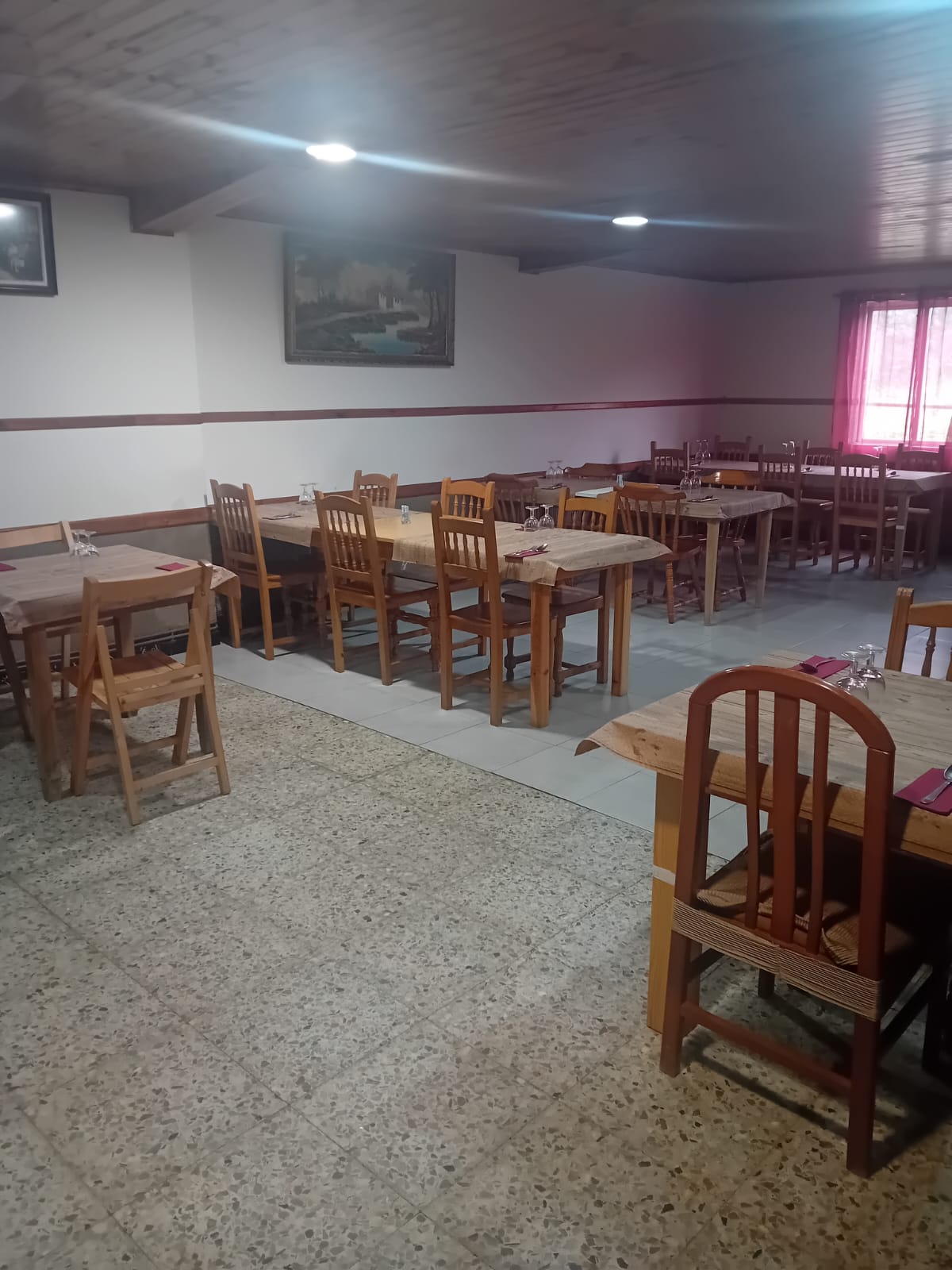 O româncă a plecat din Dorohoi acum 16 ani și azi e proprietara unui restaurant din Galicia: „Nu le venea să creadă că o româncă vine să le gătească”