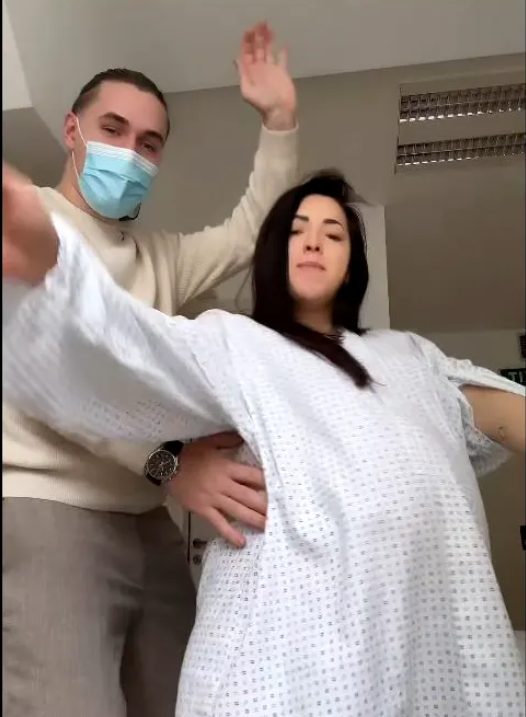 Larisa Iordache și fetița ei au fost externate. Ce a pățit sportiva înainte de a deveni mamă. „Sfatul medicului a fost să nasc prin cezariană”