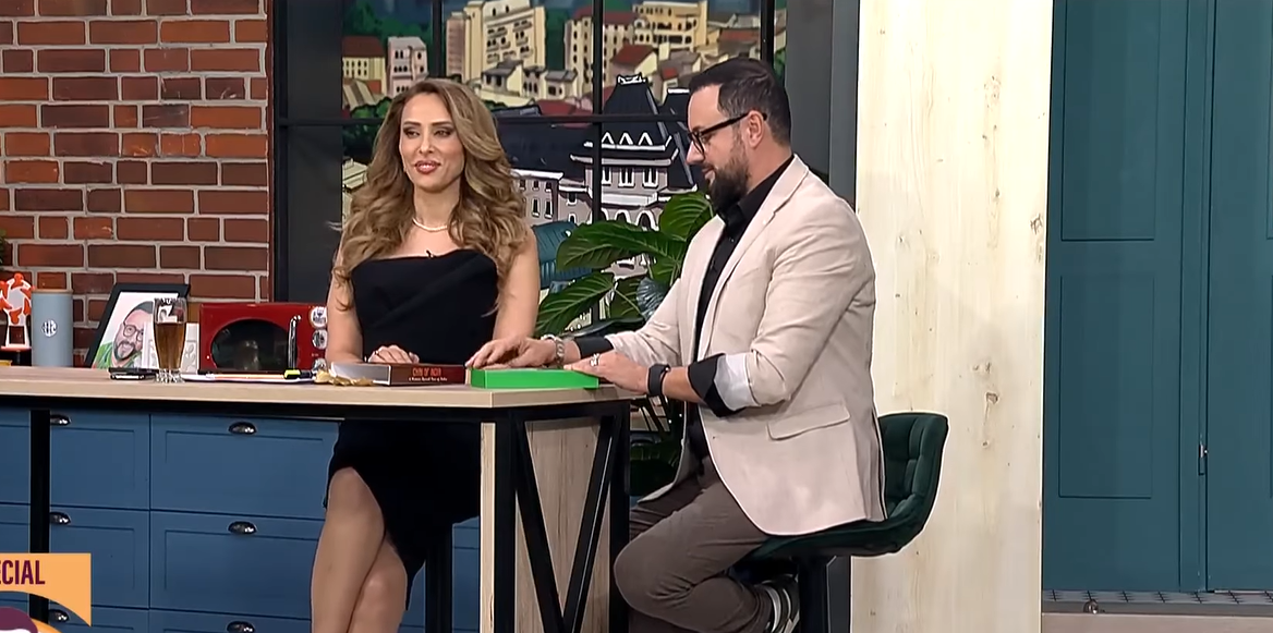 Iulia Vântur s-a întors în România. Surpriza pe care i-a făcut-o lui Cătălin Măruță. „E invitația de la nuntă?”