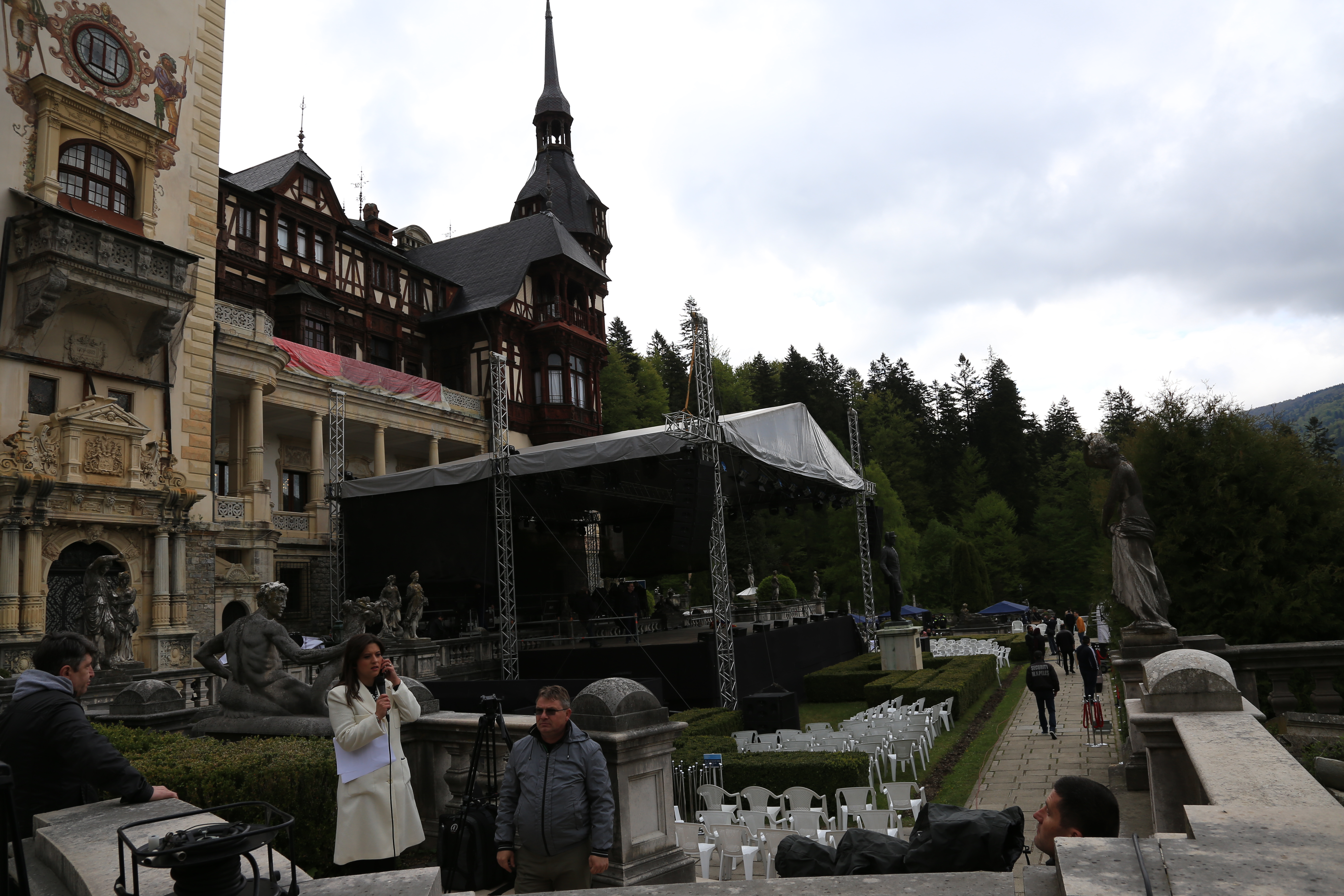 Ziua Monarhiei la Castelul Peleş din Sinaia - GALERIE FOTO&VIDEO