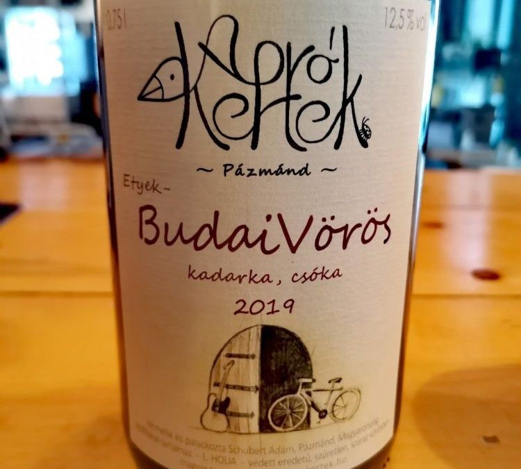 Irány Pázmánd, hogy lásd, hogyan kell szépen élni... és hungarikum bort kóstolni