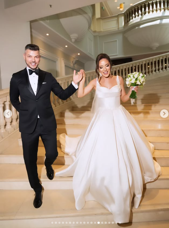 Valentin Luca și Roxana s-au căsătorit religios. Imagini de la nunta fostului finalist „Românii au talent”. „A fost cea mai frumoasă zi din viața noastră”