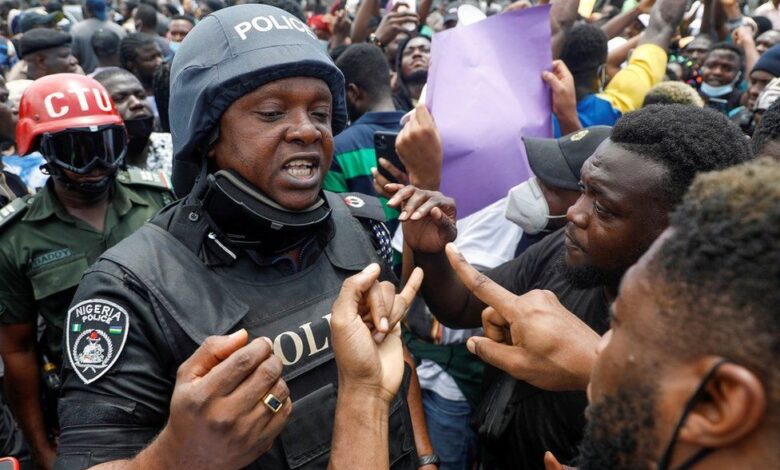 The Nigerian police respond to South African xenophobia tensions with a placid approach