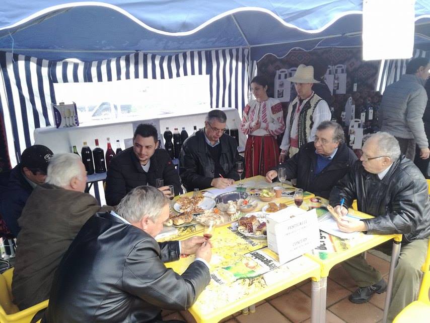 Festivalul zaibărului de la Băileşti a adus sărbătoarea în oraşul lui Nea Mărin!