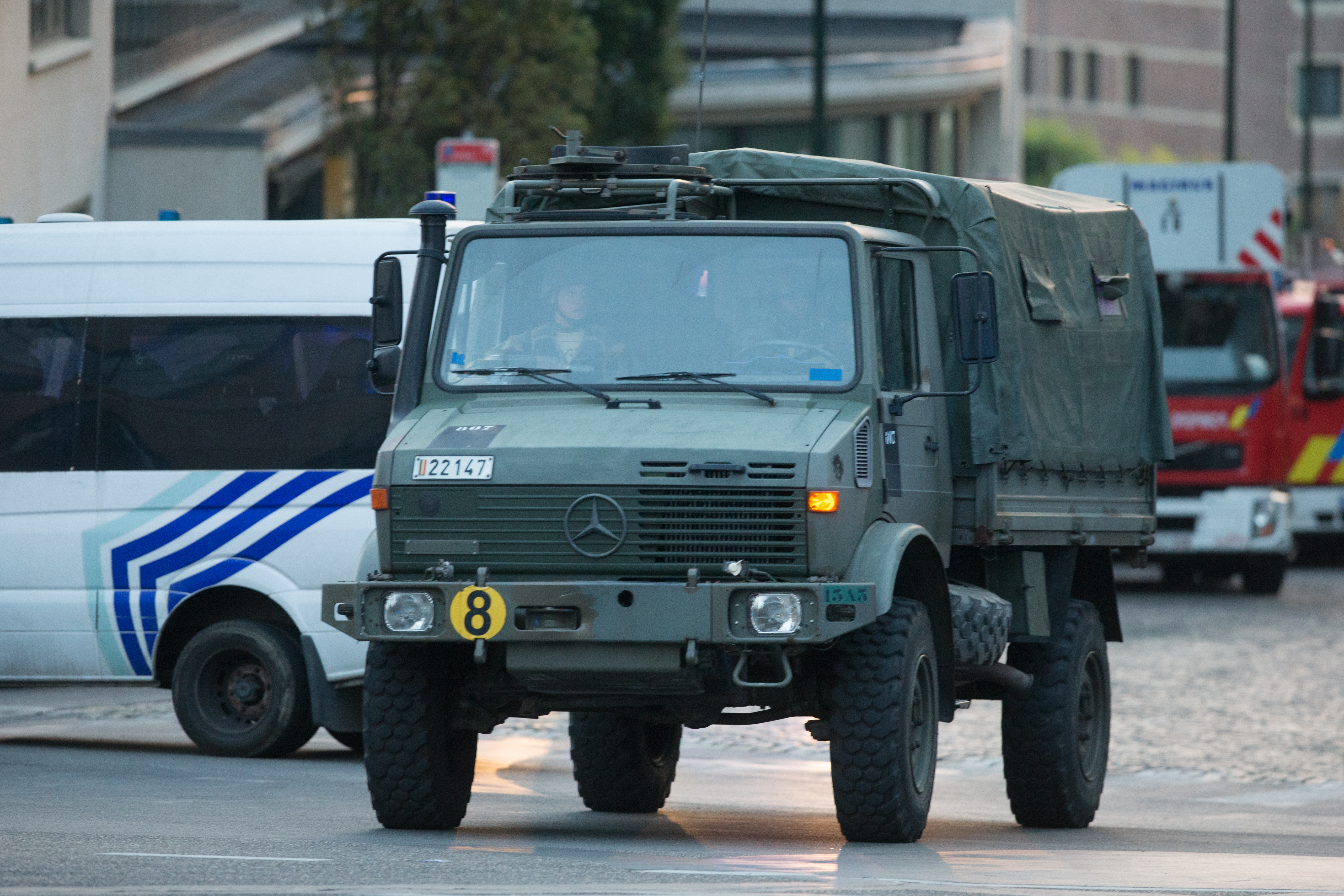 Tentativă de atentat la Gara Centrală din Bruxelles | Un bărbat a fost împușcat, după ce a detonat o centură explozivă