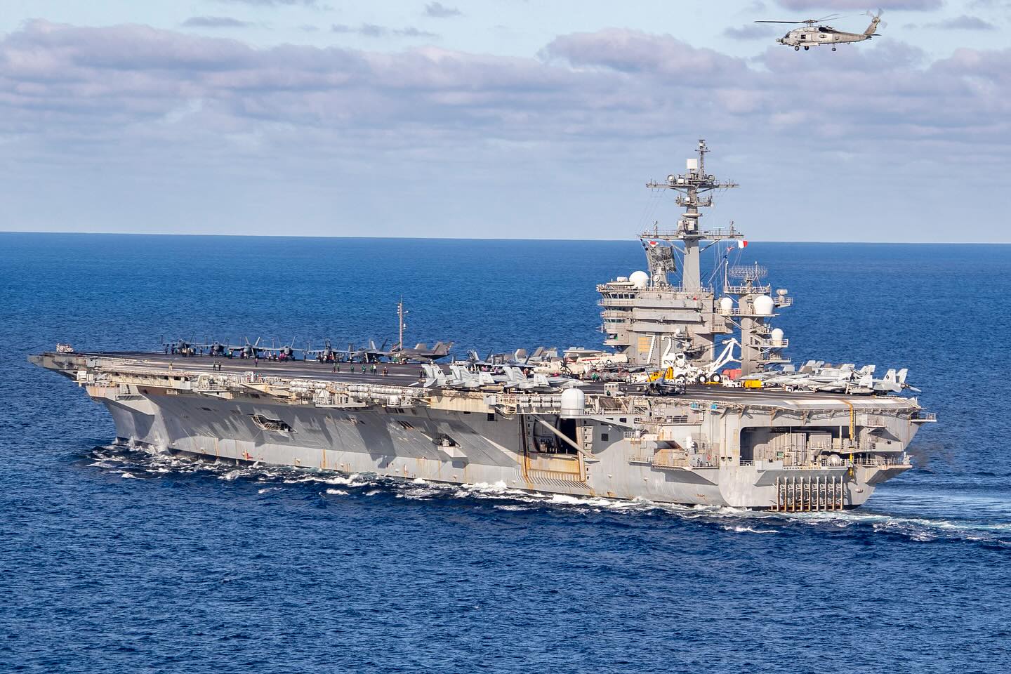 Ce este portavionul american USS Abraham Lincoln pe care Gardienii Revoluției se laudă că l-au lovit
