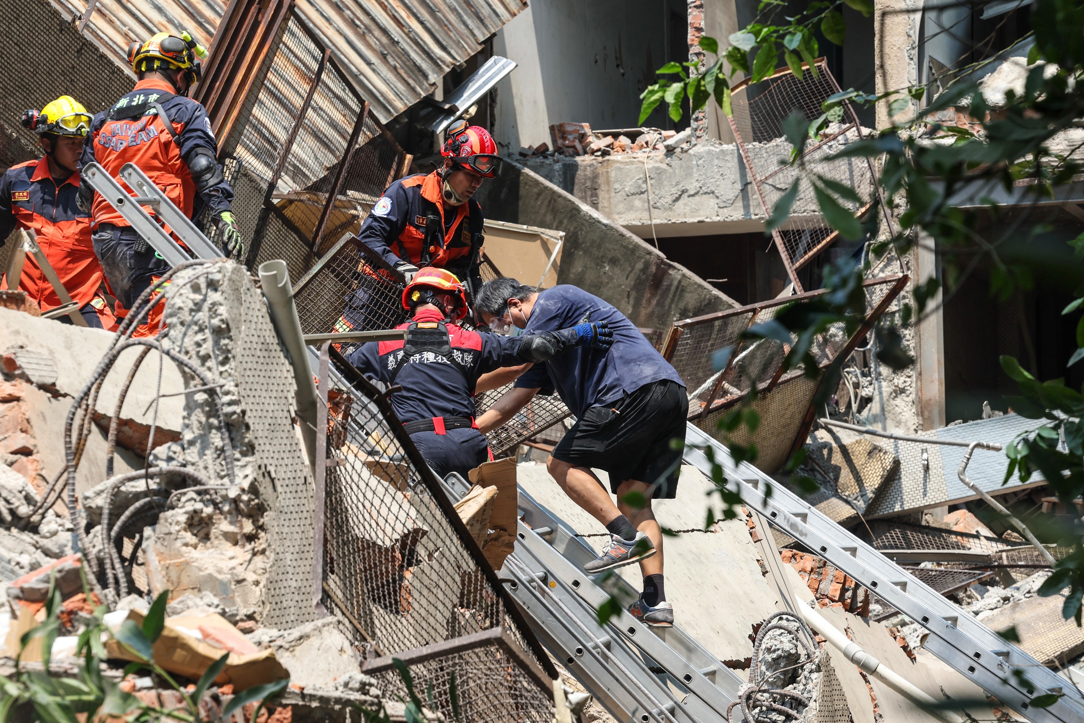 Imagini cu urmările cutremurului din Taiwan, cel mai puternic sesim care a lovit insula în ultimii 25 de ani