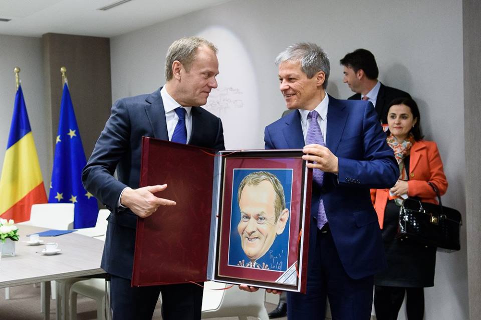 Atunci și Acum | Dacian Cioloș, inginerul agronom ajuns șef al Executivului, în prima guvernare tehnocrată a României