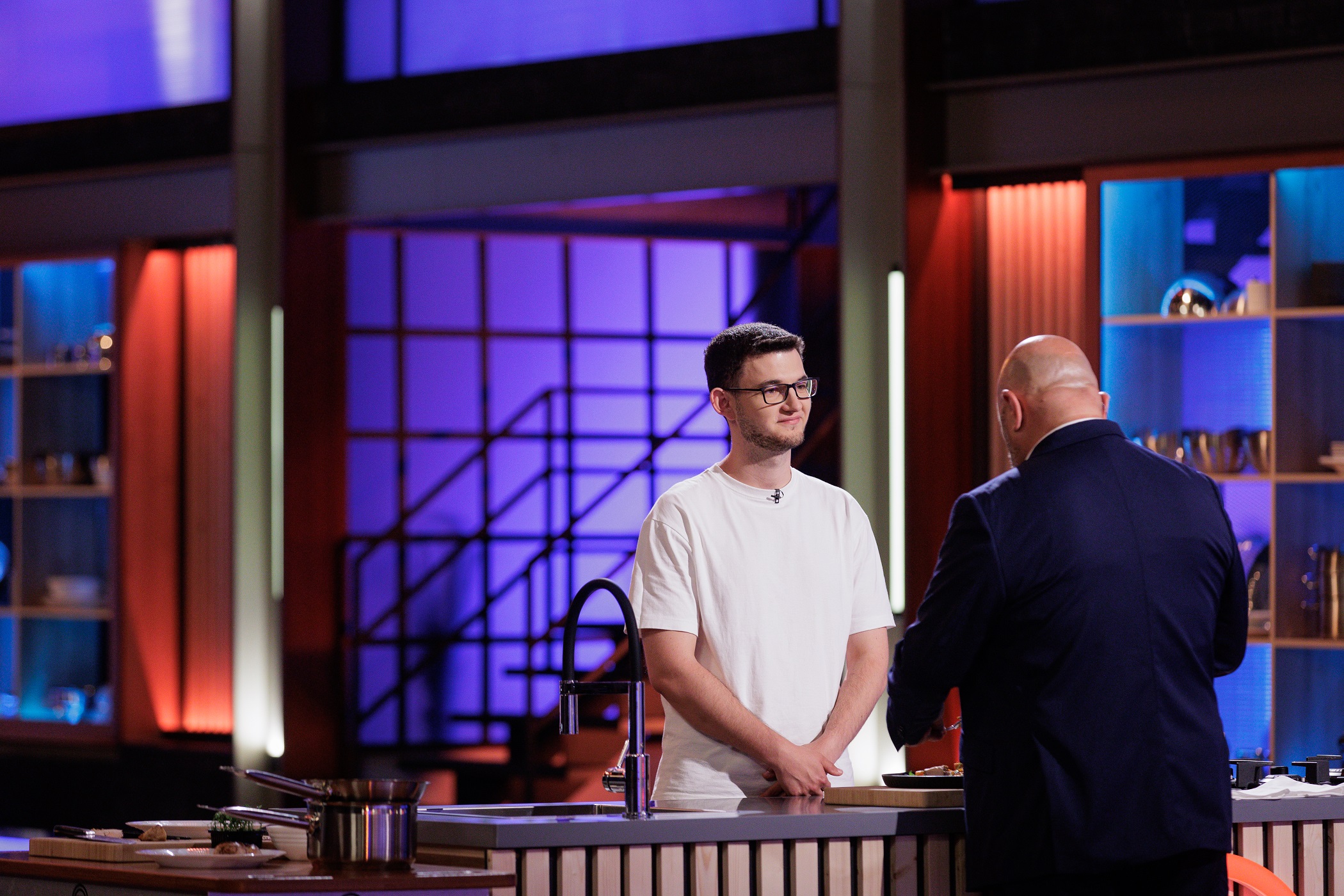 MasterChef 23 septembrie 2024. 8 concurenți s-au calificat în etapa următoare, iar diseară cei trei chefi oferă șorțul de aur