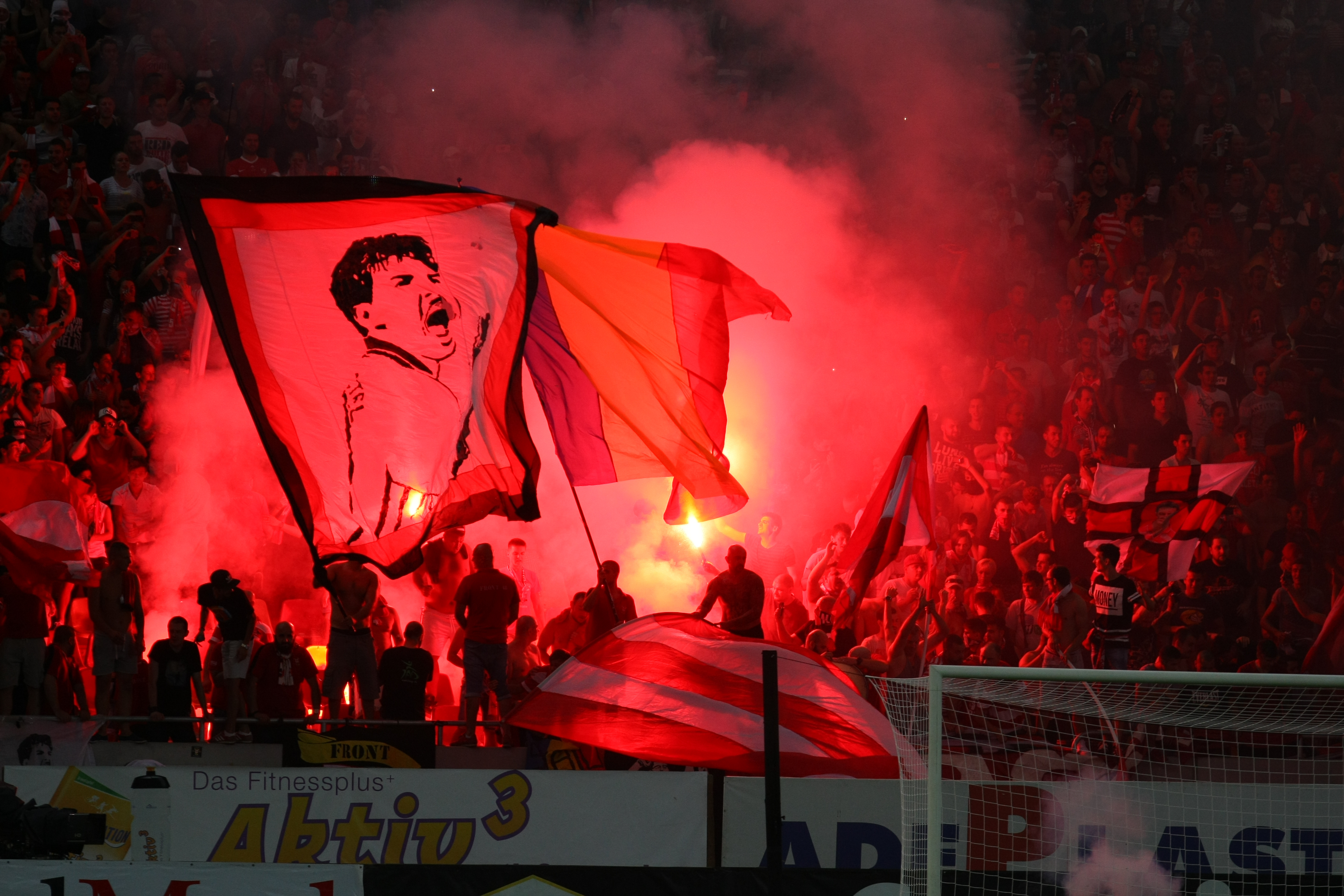 ZEROic! Steaua, blocată de Dinamo, după un derby intens, dar nul. Niște reumatici care au vrut să dea totul. Tribunele n-au reușit să înscrie în locul lor! / SUPER GALERIE FOTO