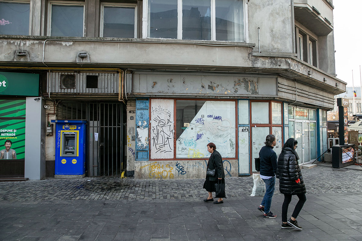 FOTOREPORTAJ | Fața murdară a Centrului Vechi din București, capitală vizitată anual de 1,2 milioane de turiști străini