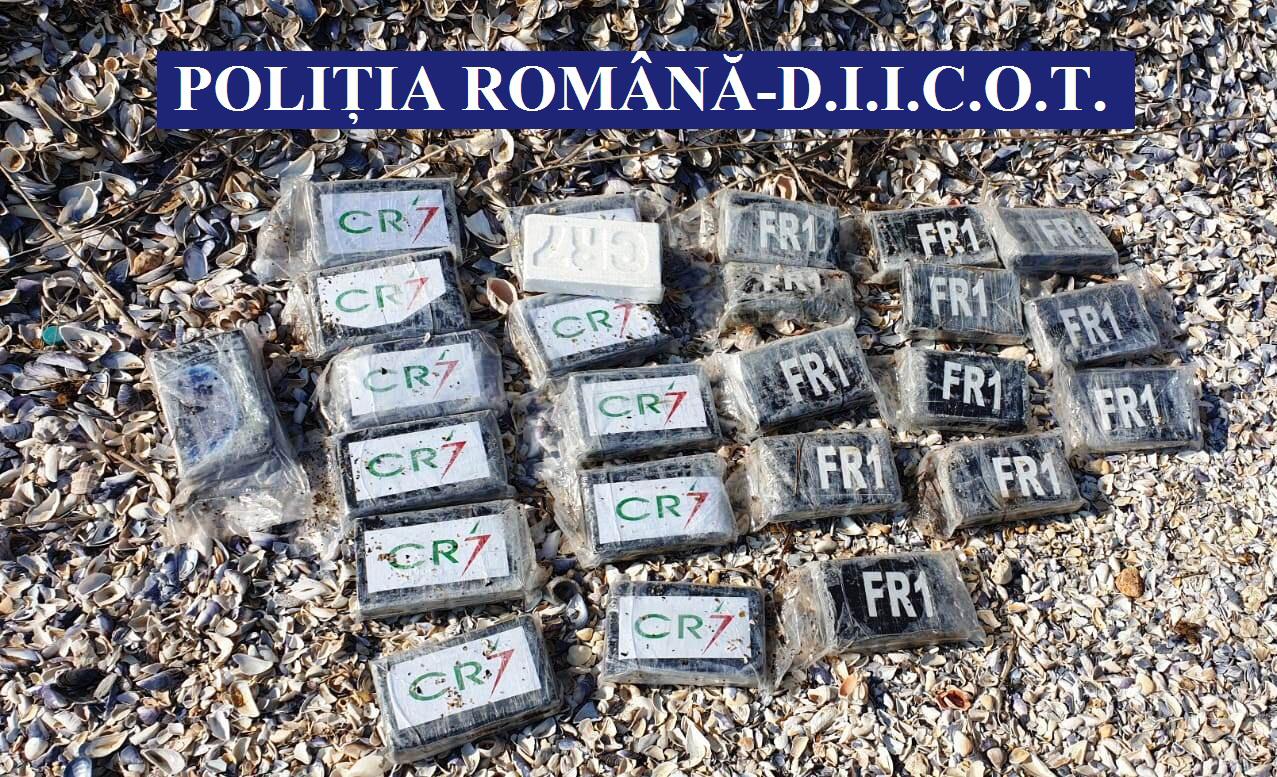 UPDATE | Alte 12 pachete cu cocaină pură ridicate de pe plaje, duminică! Poliția e în alertă pe tot litoralul