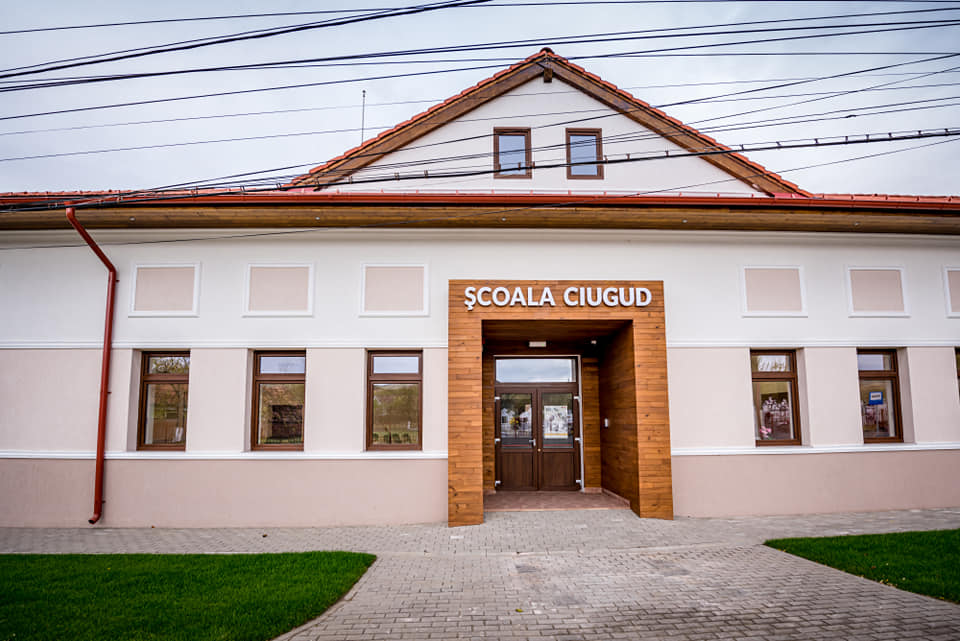 Comuna Ciugud, cheia succesului pe fonduri europene. „A fost șocant când am constatat că nu mai depinzi atât de mult de clasa politică din România”