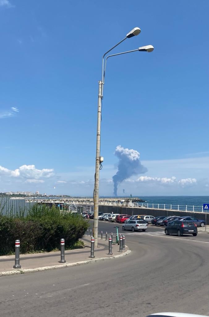 Cauza exploziei de la Petromidia Năvodari, în care o persoană a murit și alte 5 au fost rănite, o conductă fisurată