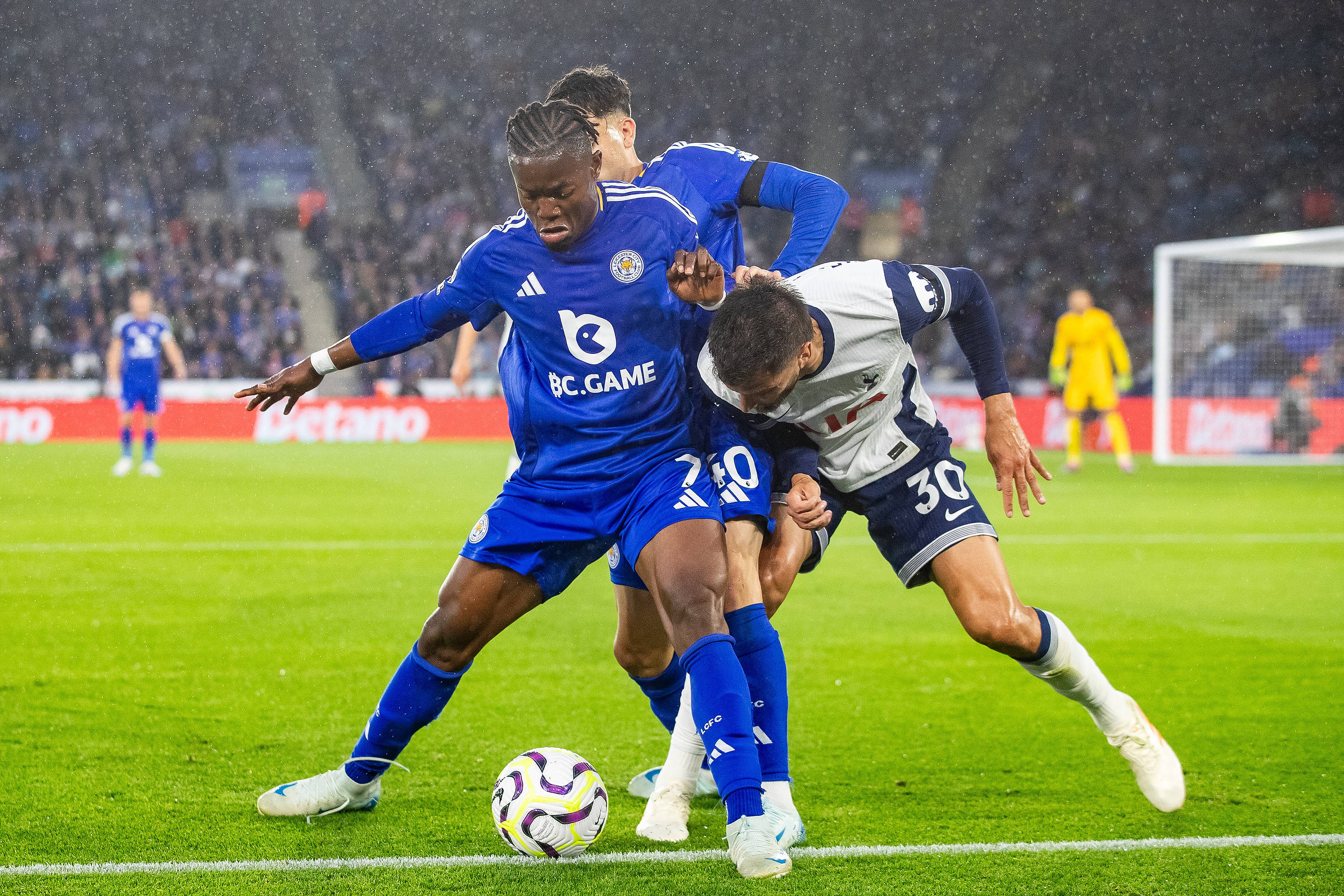 Fatawu Issahaku’s brilliant assist helps Leicester City secure draw vs Tottenham