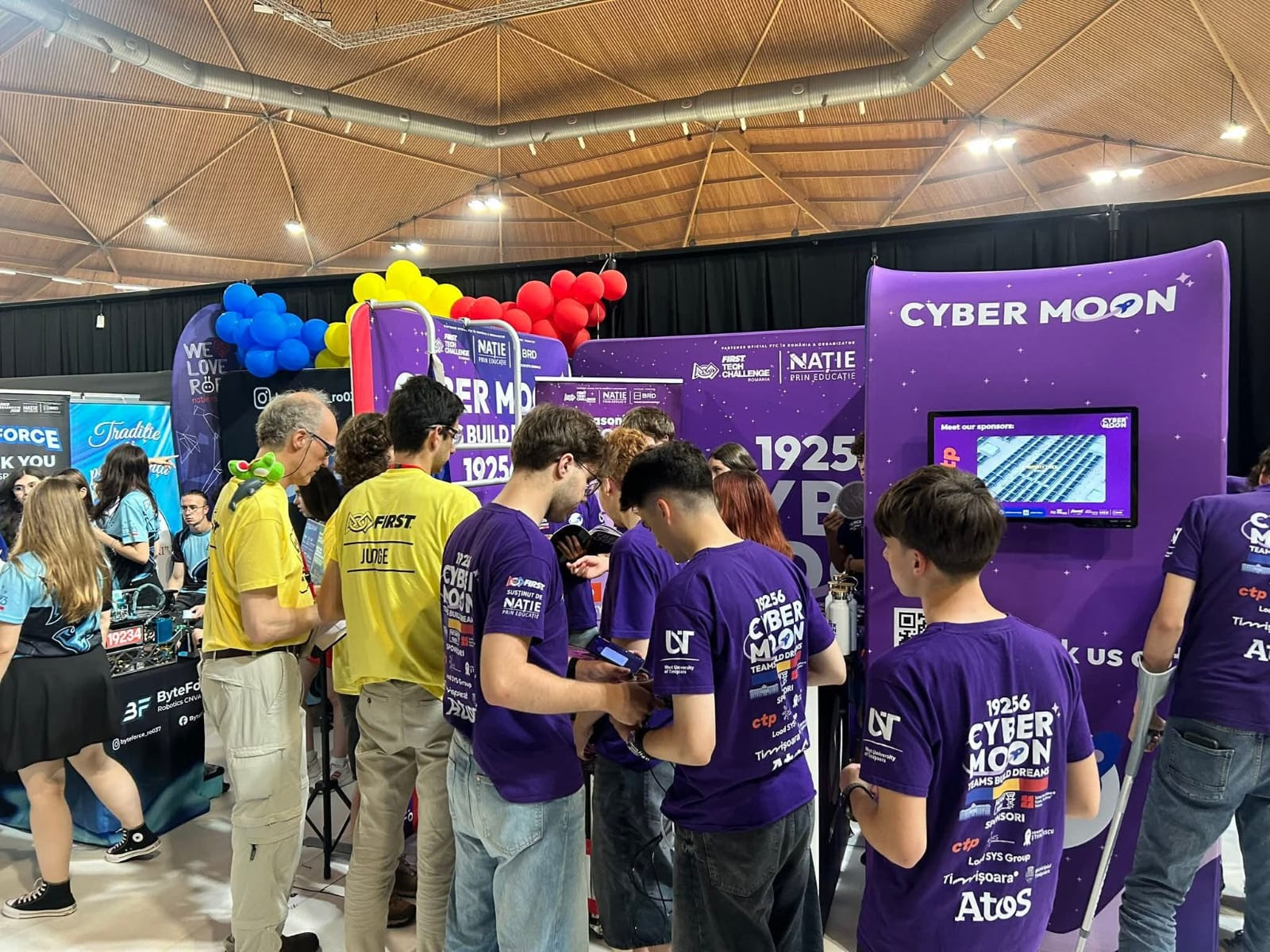 O echipă de elevi din Timișoara a câștigat campionatul european de robotică FIRST Tech Challenge