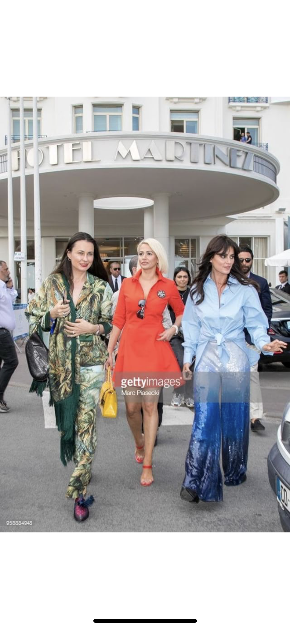 Shooting Elle - Catrinel Menghia a făcut furori la Cannes. Fotografii s-au îngrămădit după ea  | FOTO