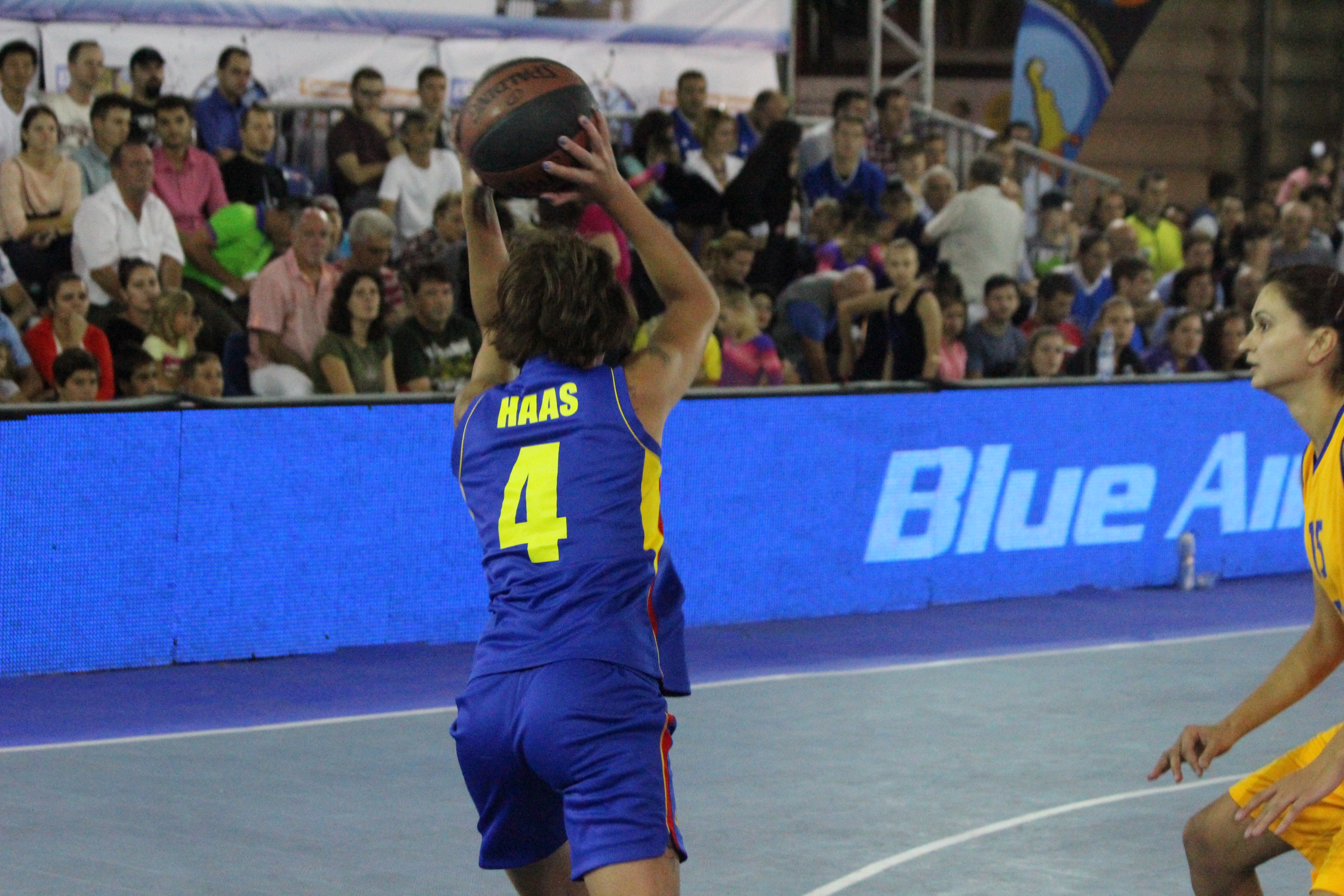GALERIE FOTO / Echipele României au obţinut victorii pe linie în prima zi a Europeanului de baschet 3x3 