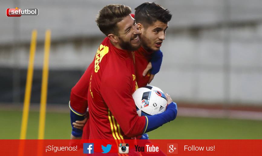 Spania vine la Cluj fără Sergio Busquets. Mijlocașul Barcelonei și-a fracturat un deget de la mână. Imagini inedite din cantonamentul campioanei europene și mondiale / GALERIE FOTO&VIDEO