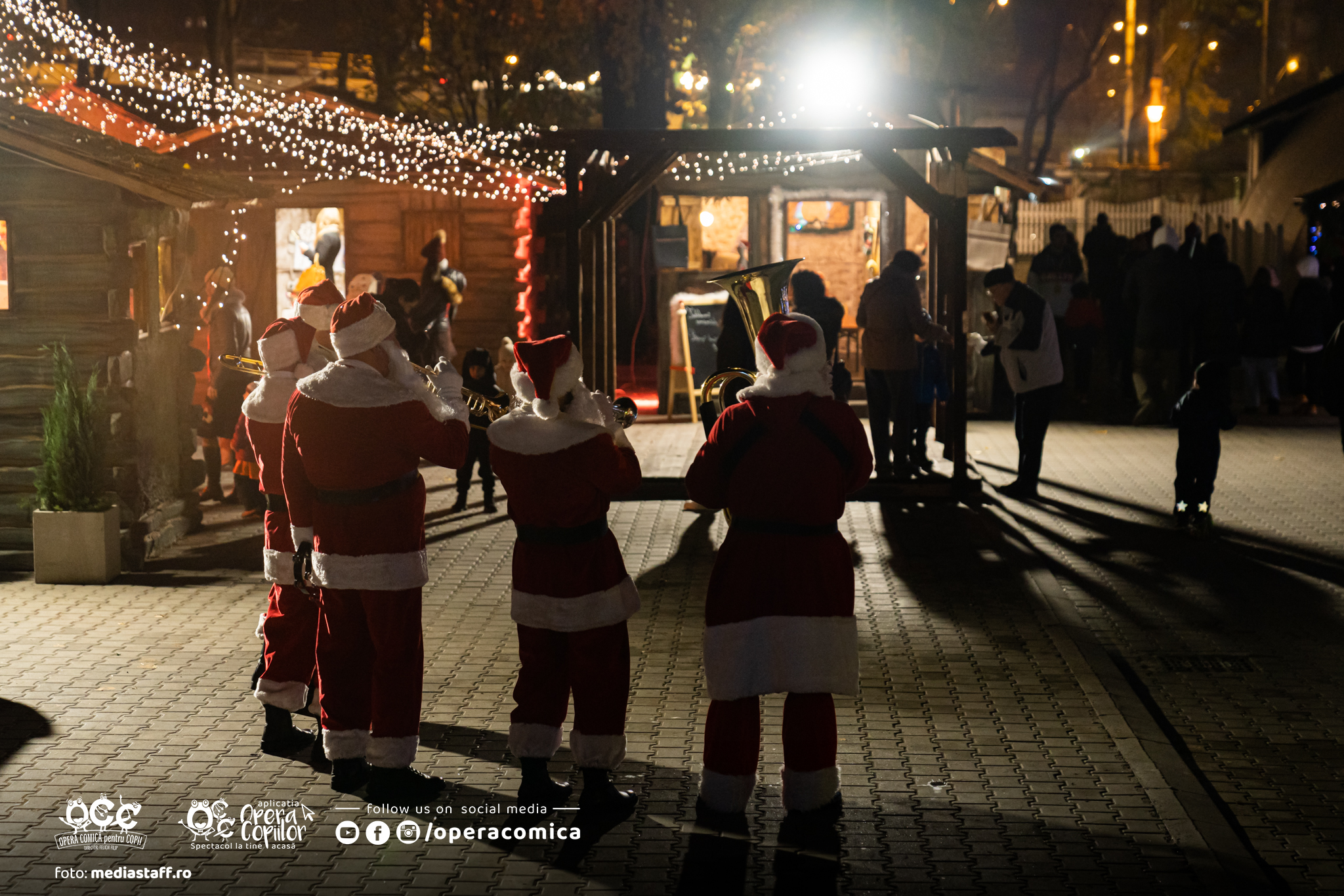 Încă un târg de Crăciun deschis în București, în curtea Operei Comice pentru Copii. „Avem patinoar, carusel, derdeluș și trenuleț”