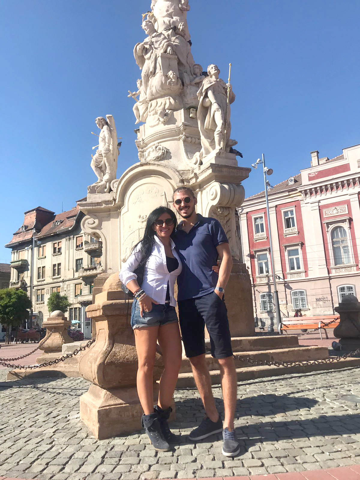 Cum arată fiul antrenoarei Kinga Sebestyen. Alex are 22 de ani și a petrecut patru luni în România împreună cu mama lui