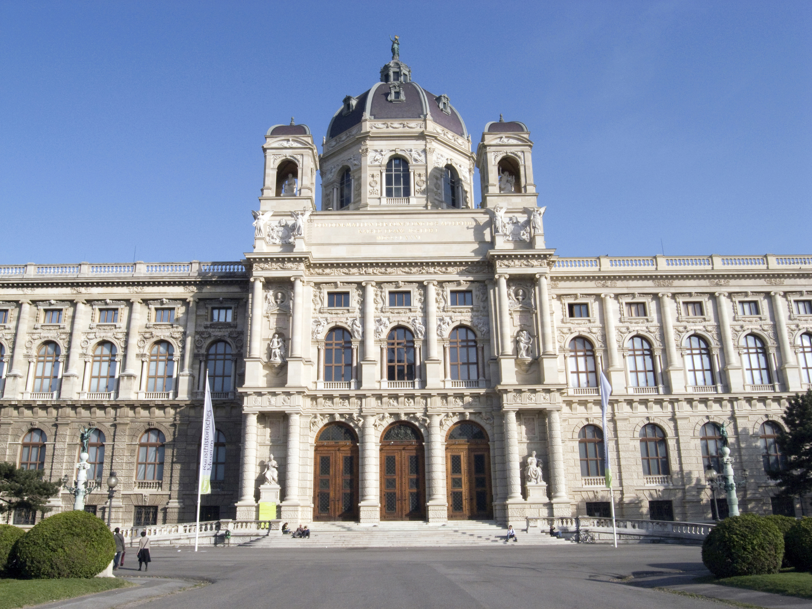 Locuri de vizitat în Viena. Cele mai apreciate obiective turistice