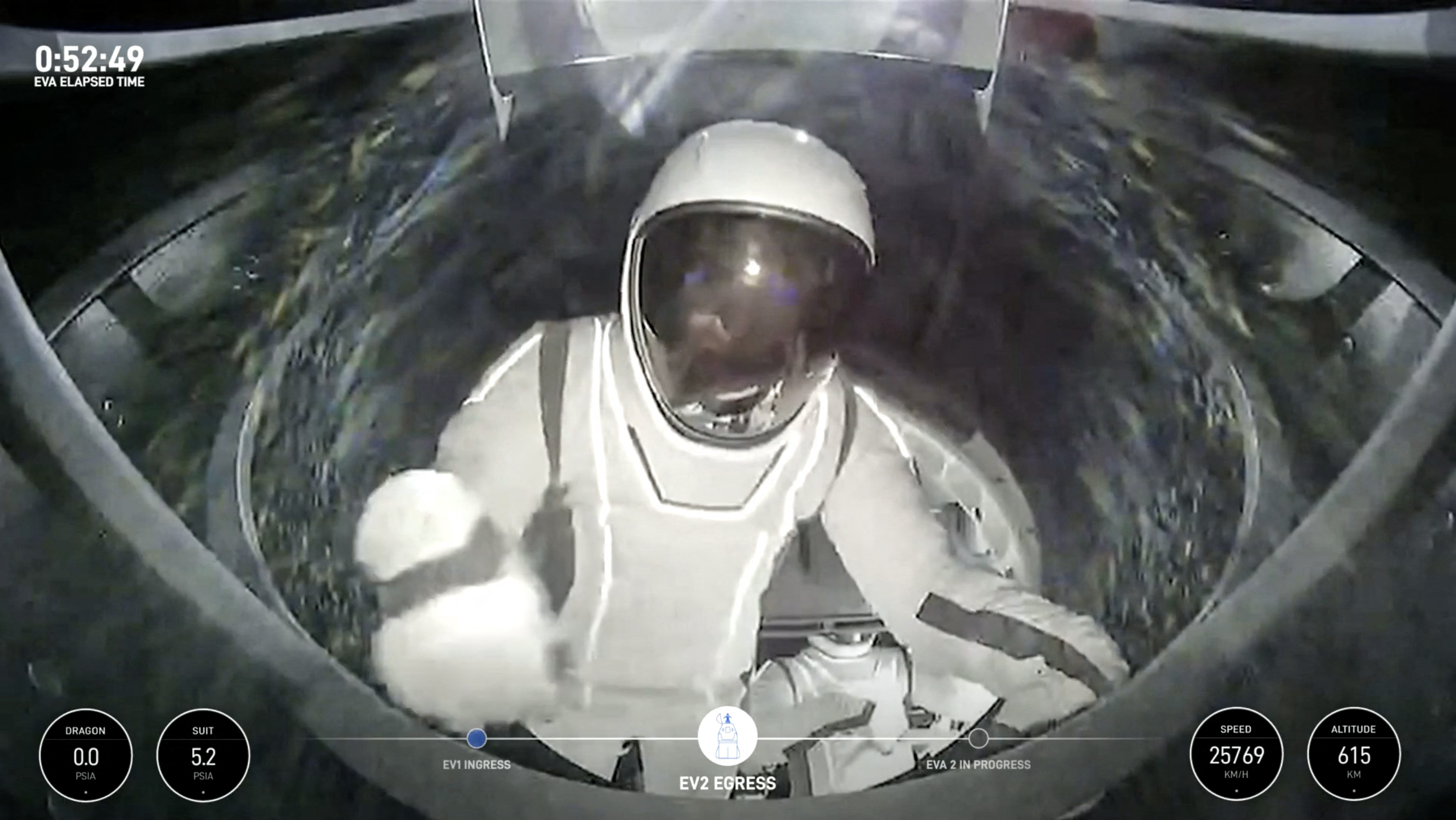 Miliardarul american Jared Isaacman, primul astronaut neprofesionist în spațiu, în misiunea Polaris Dawn a Space X | VIDEO