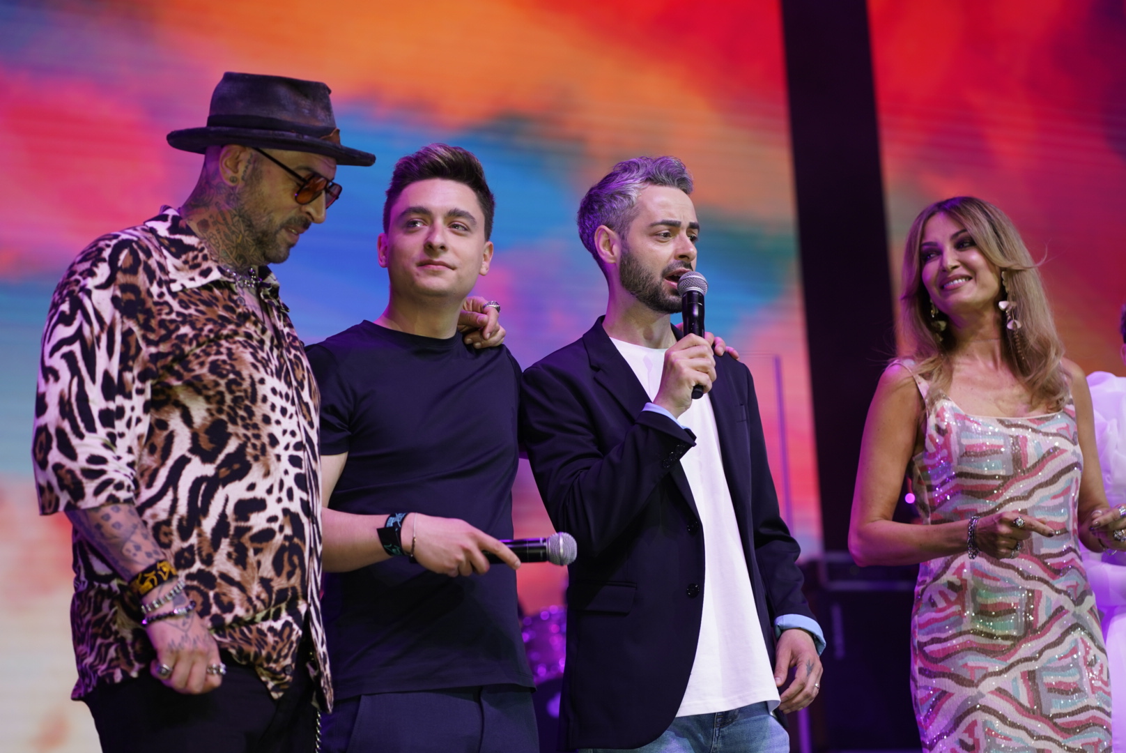 Ce s-a întâmplat la concertul lui Damian Drăghici. Artistul a sărbătorit 40 de ani de activitate