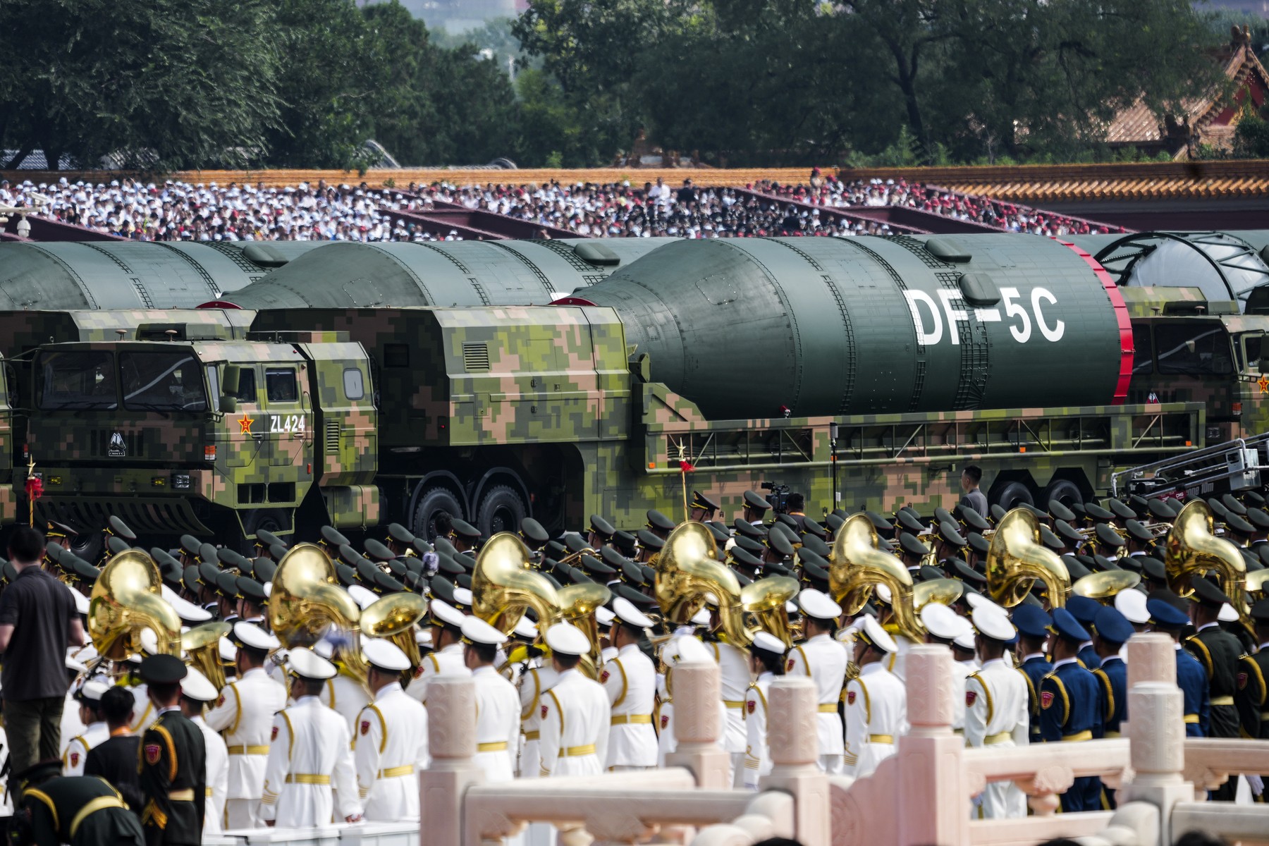 Arma secretă a Chinei a fost arătată lui Putin și lumii întregi, la parada militară de la Beijing