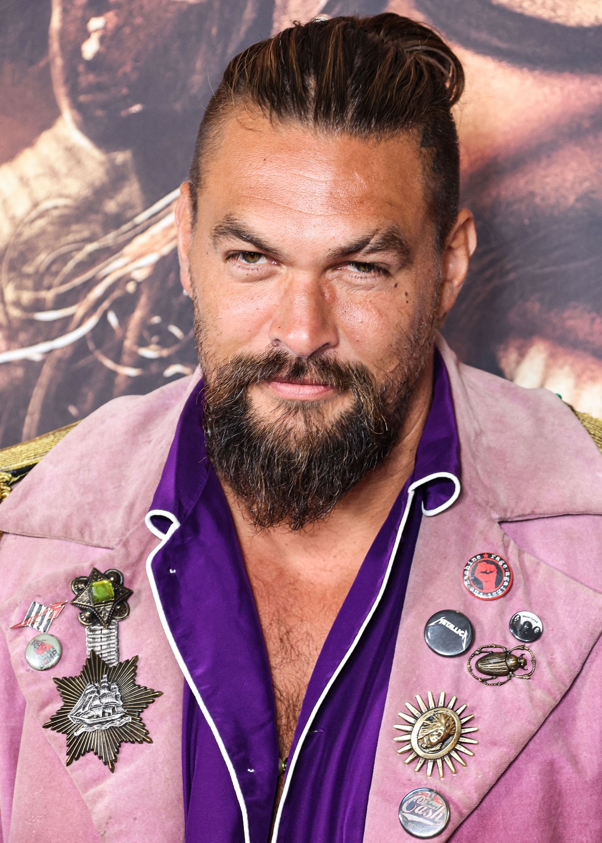 Jason Momoa s-a dezbrăcat în direct, la TV. Starul din „Aquaman” a dat explicații: „Nu-mi mai place să port haine”