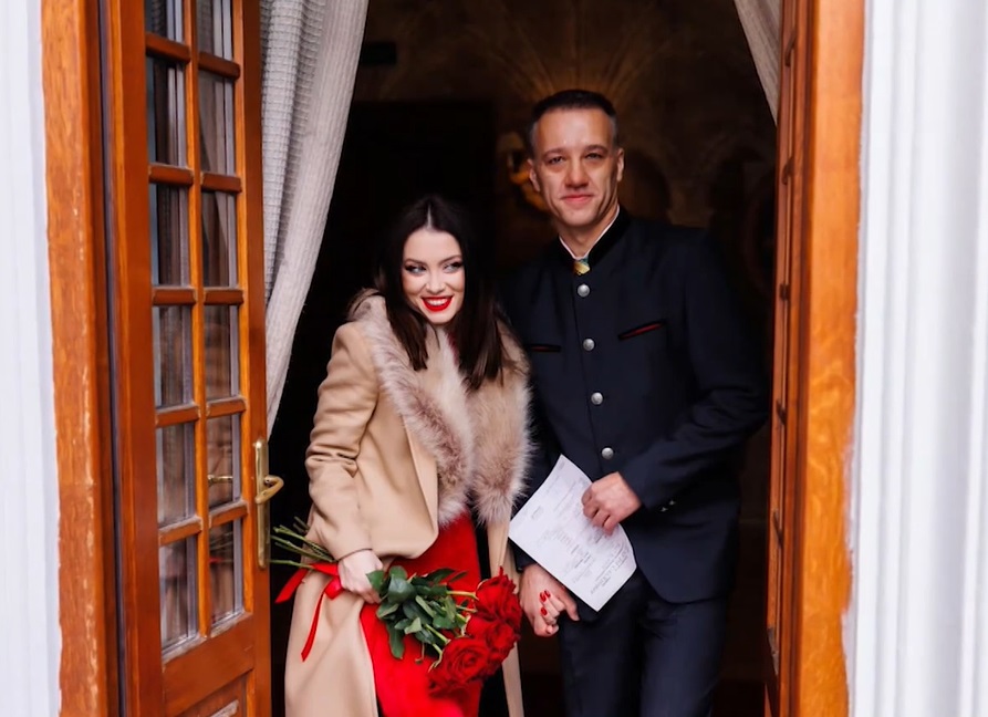 Cum a apărut Anca Dumitra alături de soțul ei, la un eveniment. Manfred Spendier nu o scapă din ochi