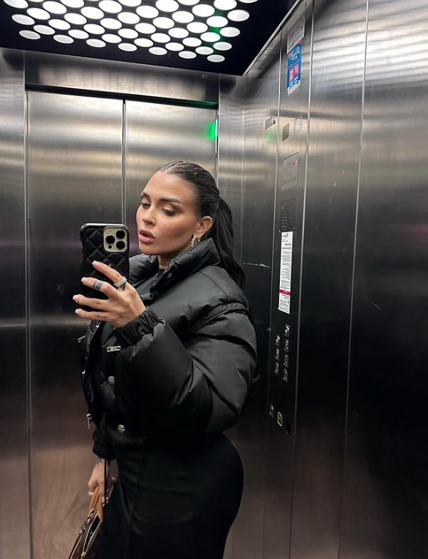 Oana Radu, reacție dură după ce s-a spus că a făcut credit să își ia casă: „Eu muncesc cât tu probabil stai și bei bere la televizor”