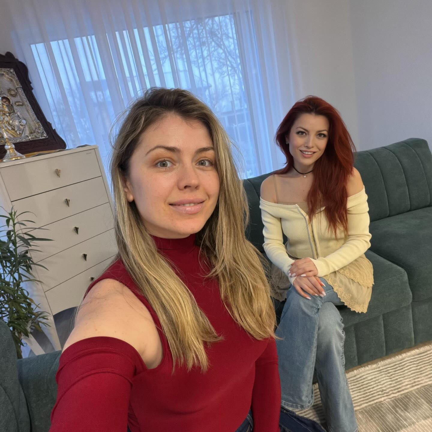 De cât timp își doreau Elena Gheorghe și Adela Popescu să cânte împreună: „Parcă suntem într-o continuă perioadă de liceu”