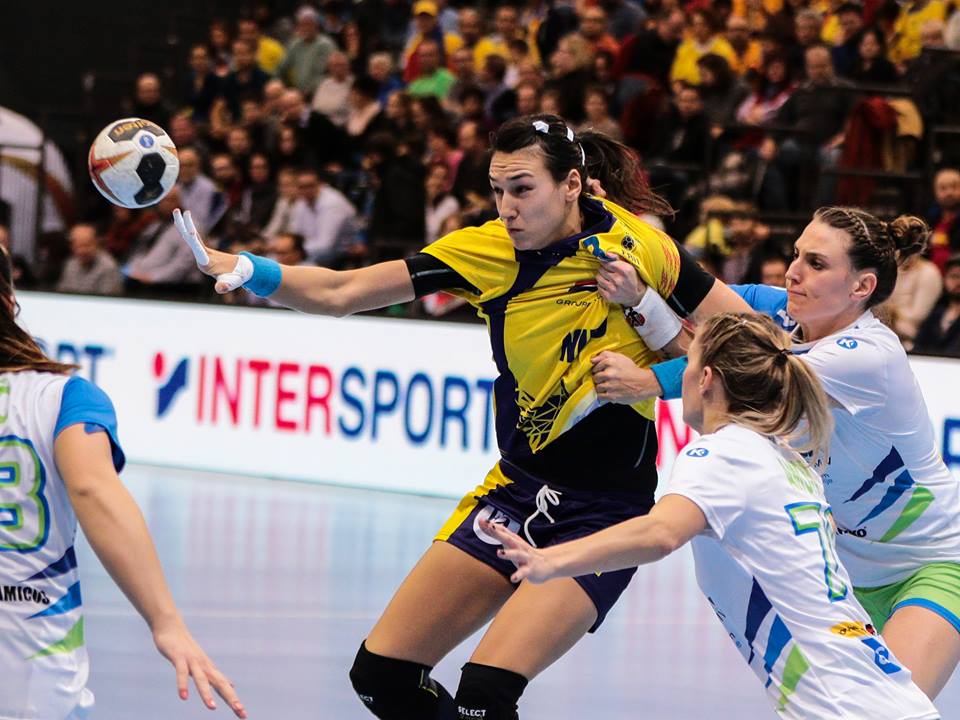 LIVE&VIDEO România - Angola, la Campionatul Mondial de handbal feminin 2017. Egal la pauză, chinurile facerii pentru succes! Joc împiedicat, echipa din Africa a condus și la patru goluri! Dar avem 4 victorii din 4
