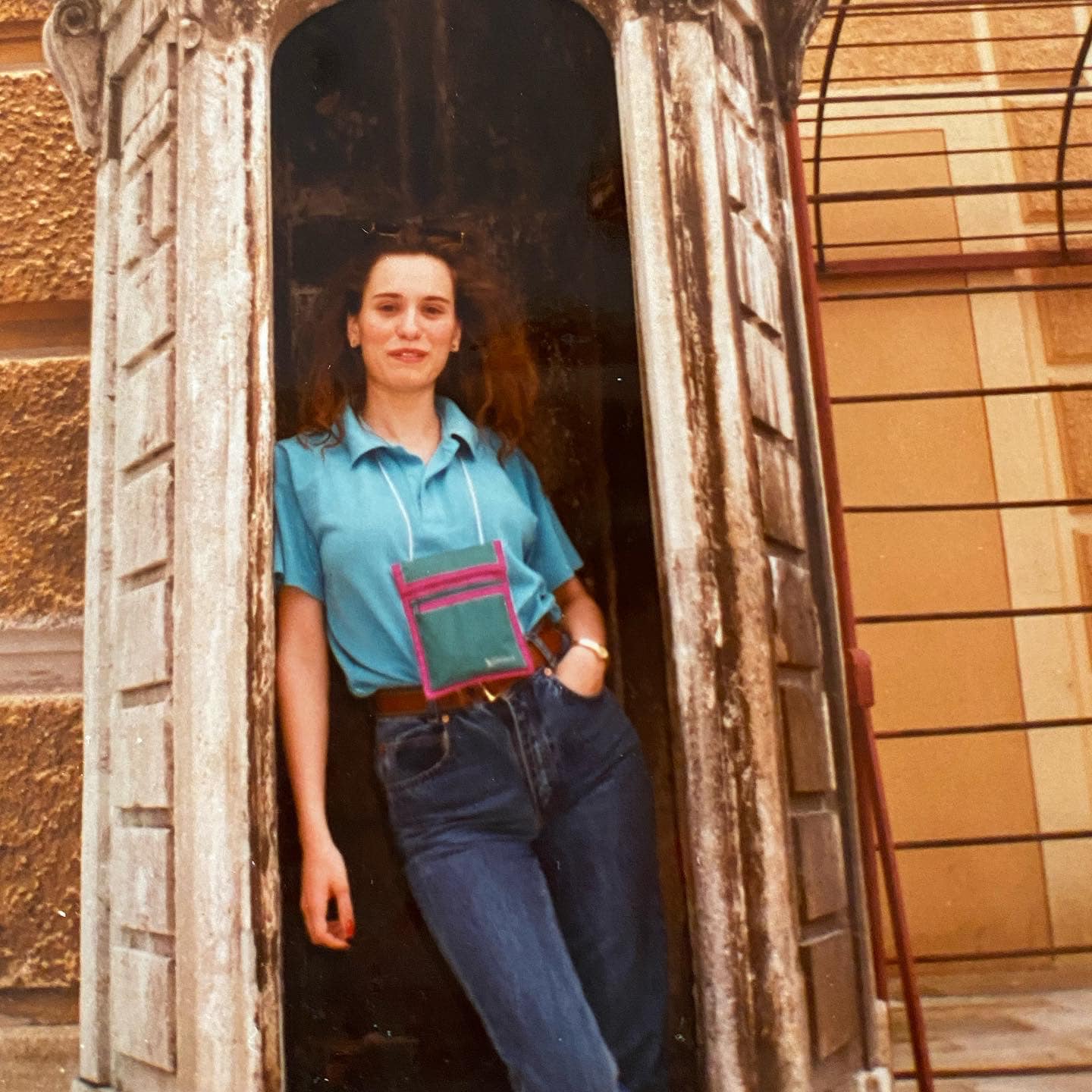 Fotografii rare cu Andreea Esca din 1992, când nu lucra încă la PRO TV. „Am fost în prima mea delegație peste hotare”