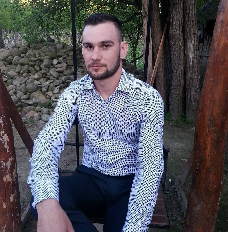 FOTO/ Criminalul care și-a ucis soția și apoi a încercat să se sinucidă a fost operat. Medicii spun că operația a fost un succes