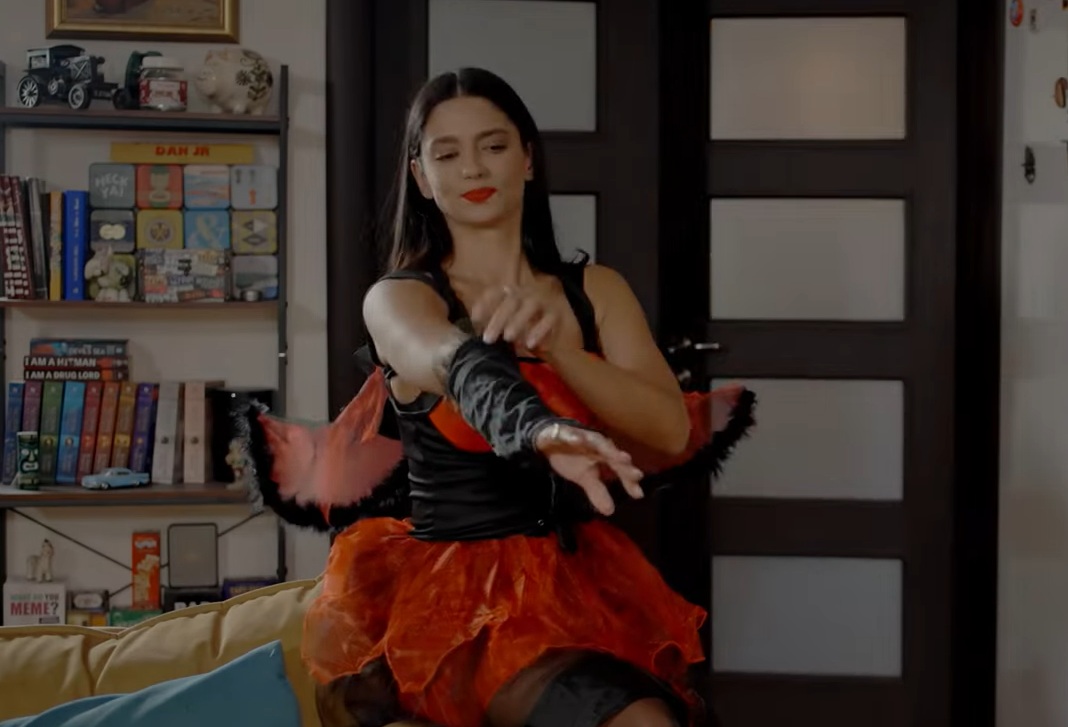 Cum s-au costumat Oana Gherman și Sergiu Costache de Halloween: „Într-un joc nebun, orgoliile sunt puse la încercare”