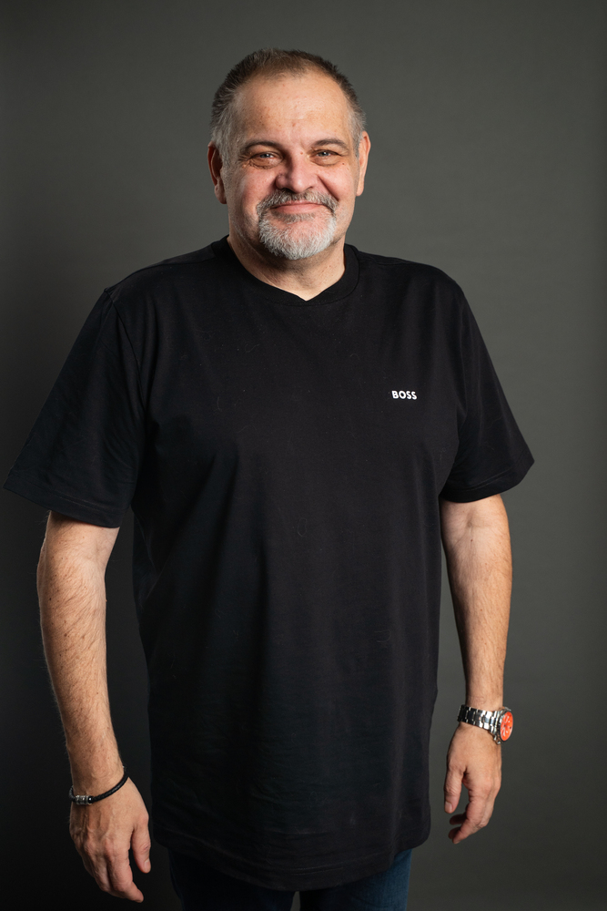 Igor Bergler, cel mai bine vândut autor român: „Conspirațiile sunt boala mintală a secolului XXI”