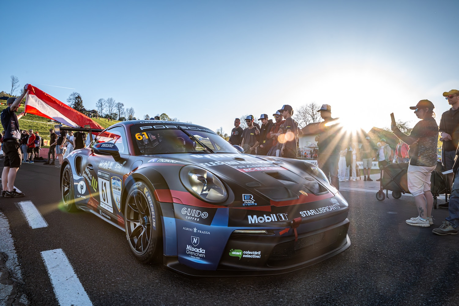 Pilotul Alexandru „Dodo” Pițigoi, parteneriat inedit: „Vine natural”. De la muzică, la motorsport