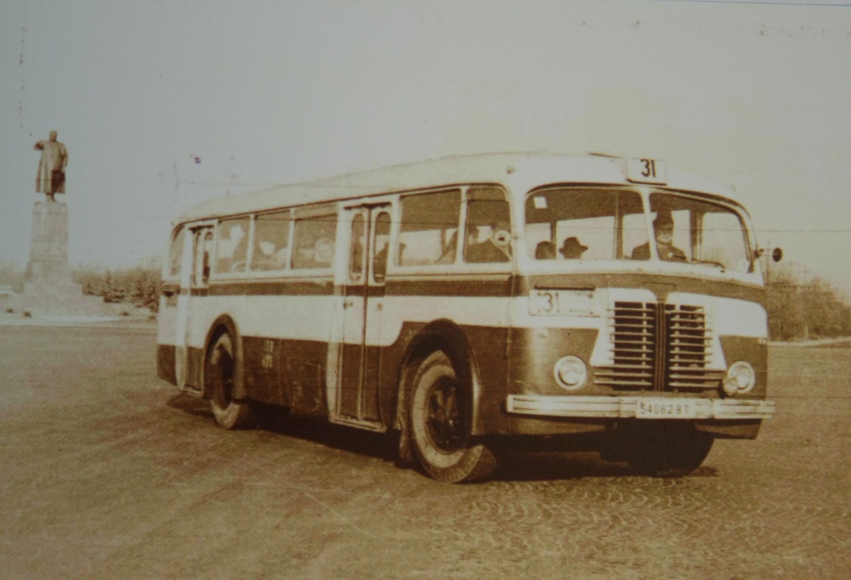 RATB revine la numele pe care-l avea acum 100 de ani. Cum arătau atunci autobuzele Bucureștiului