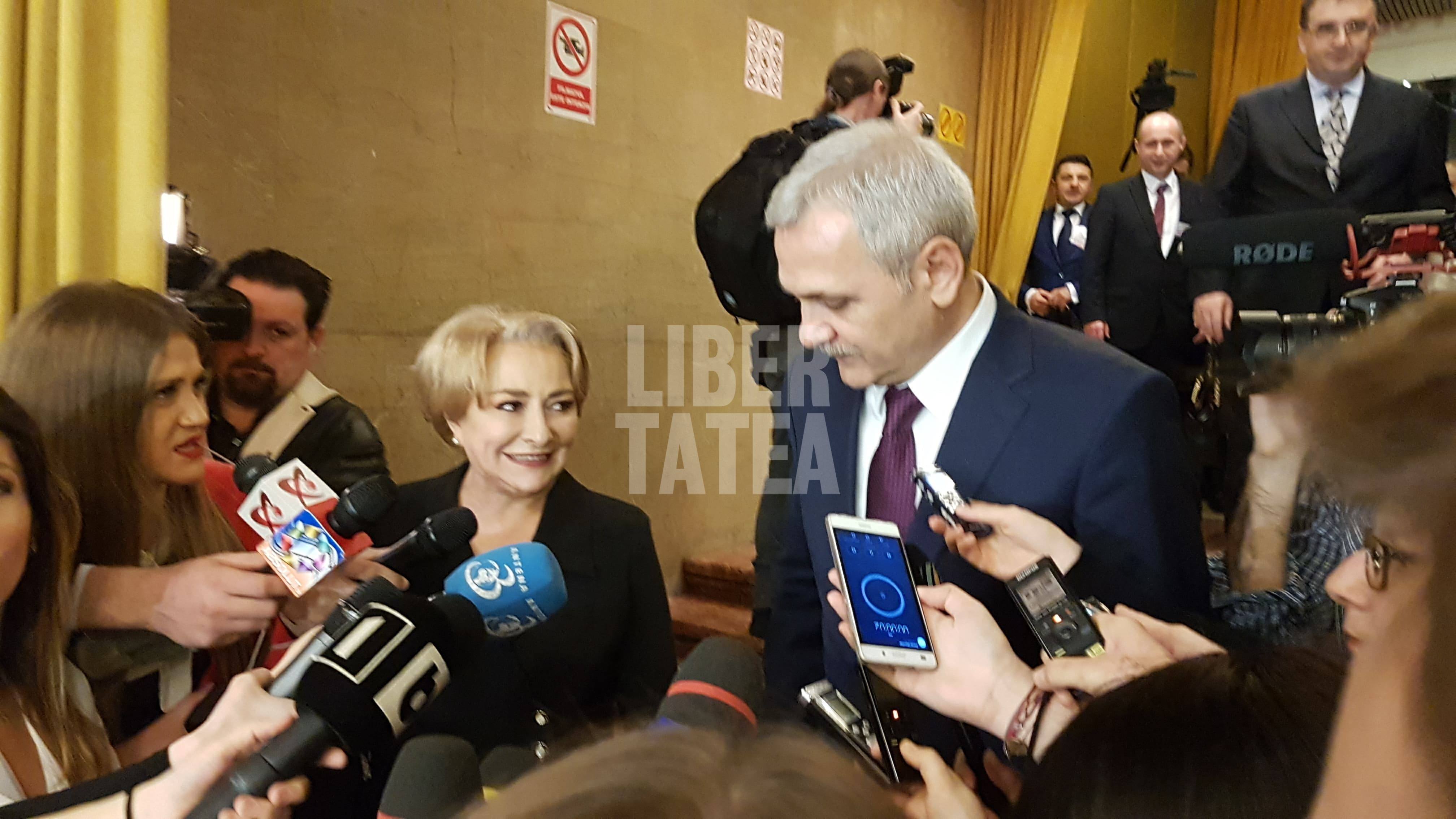 Fotografia zilei, cu Dragnea și Dăncilă. Congresul PSD, în imagini / GALERIE FOTO