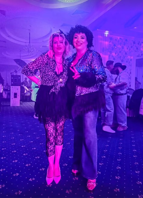 Oana Roman, schimbare radicală de look. Cum a apărut vedeta la o petrecere: „Am ales spiritul ABBA”