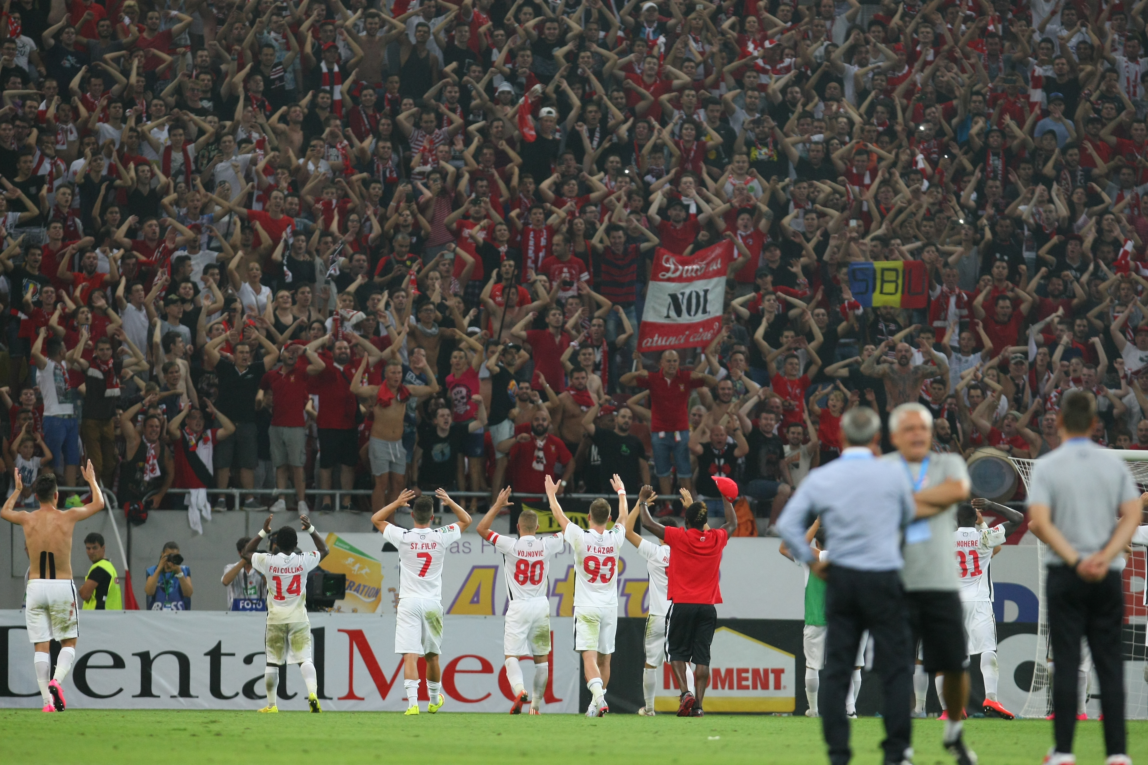 ZEROic! Steaua, blocată de Dinamo, după un derby intens, dar nul. Niște reumatici care au vrut să dea totul. Tribunele n-au reușit să înscrie în locul lor! / SUPER GALERIE FOTO