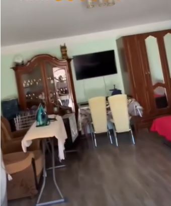 Imagini din baraca în care stă Nicolae Guță. De ce nu locuiește în vila de lux din Hunedoara: „Dar ce îmi trebuie mai mult?”