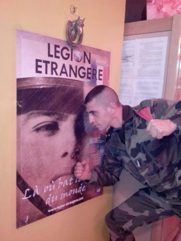 Daniel Negoiță, fost luptător în Legiunea Străină, a murit într-un accident. Era tatăl unei fetițe de nici un an