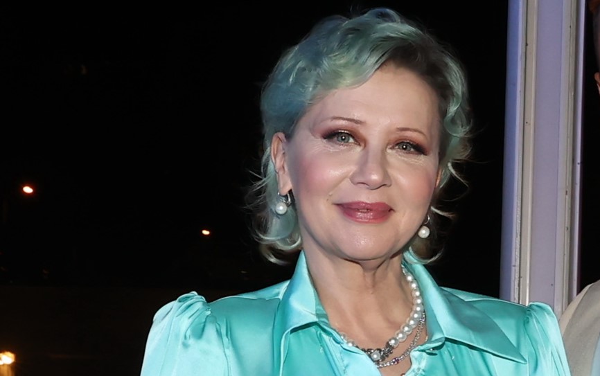 Eszenyi Enikő elhagyta az országot