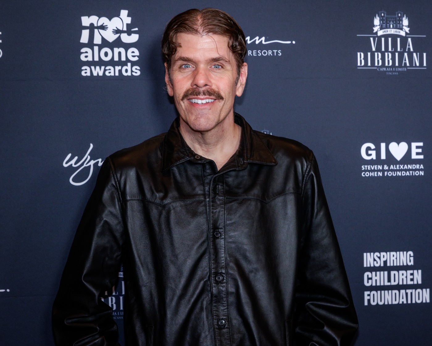 Momente de panică în casa lui Perez Hilton. Poliția și echipele medicale au intervenit după un live tulburător pe TikTok